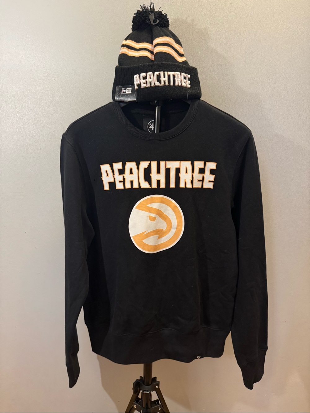 Men's Black Crewneck Sweatshirt with Peachtree Logo
